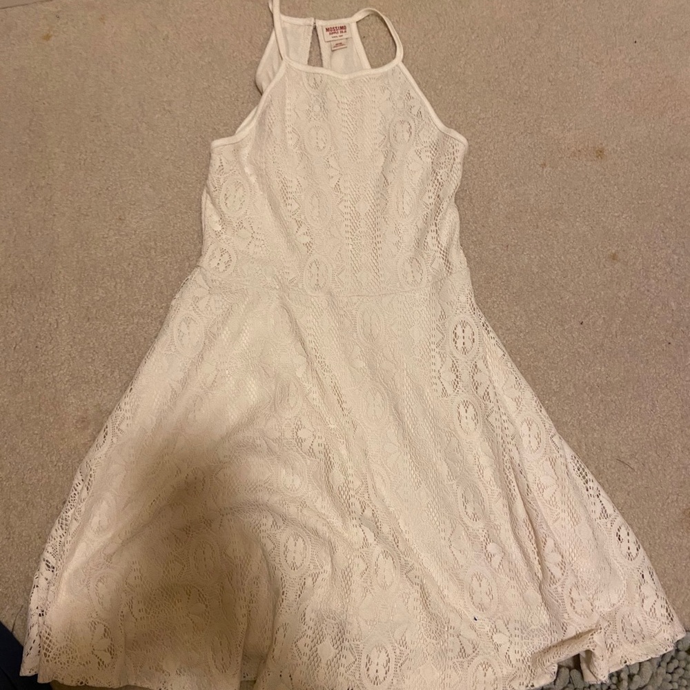 White lace dress